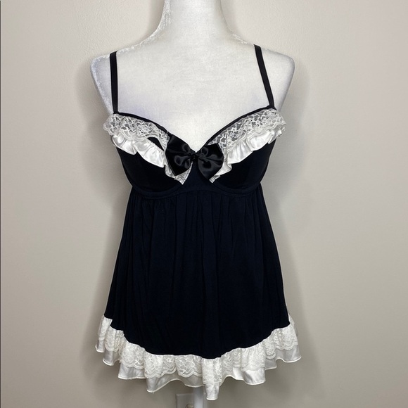 Victoria's Secret Black and White Lace trim chemise